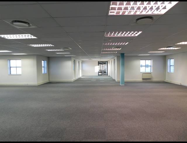 402M² OFFICE TO LET IN ILLOVO